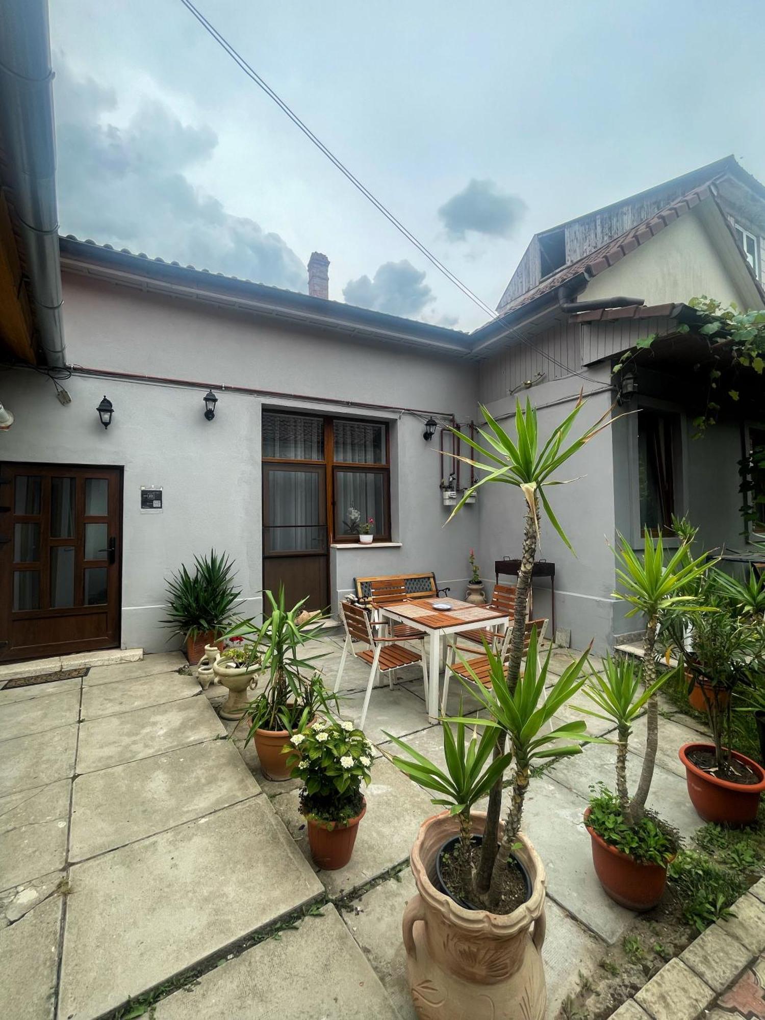 Marco'S Studio Fagaras Exterior foto