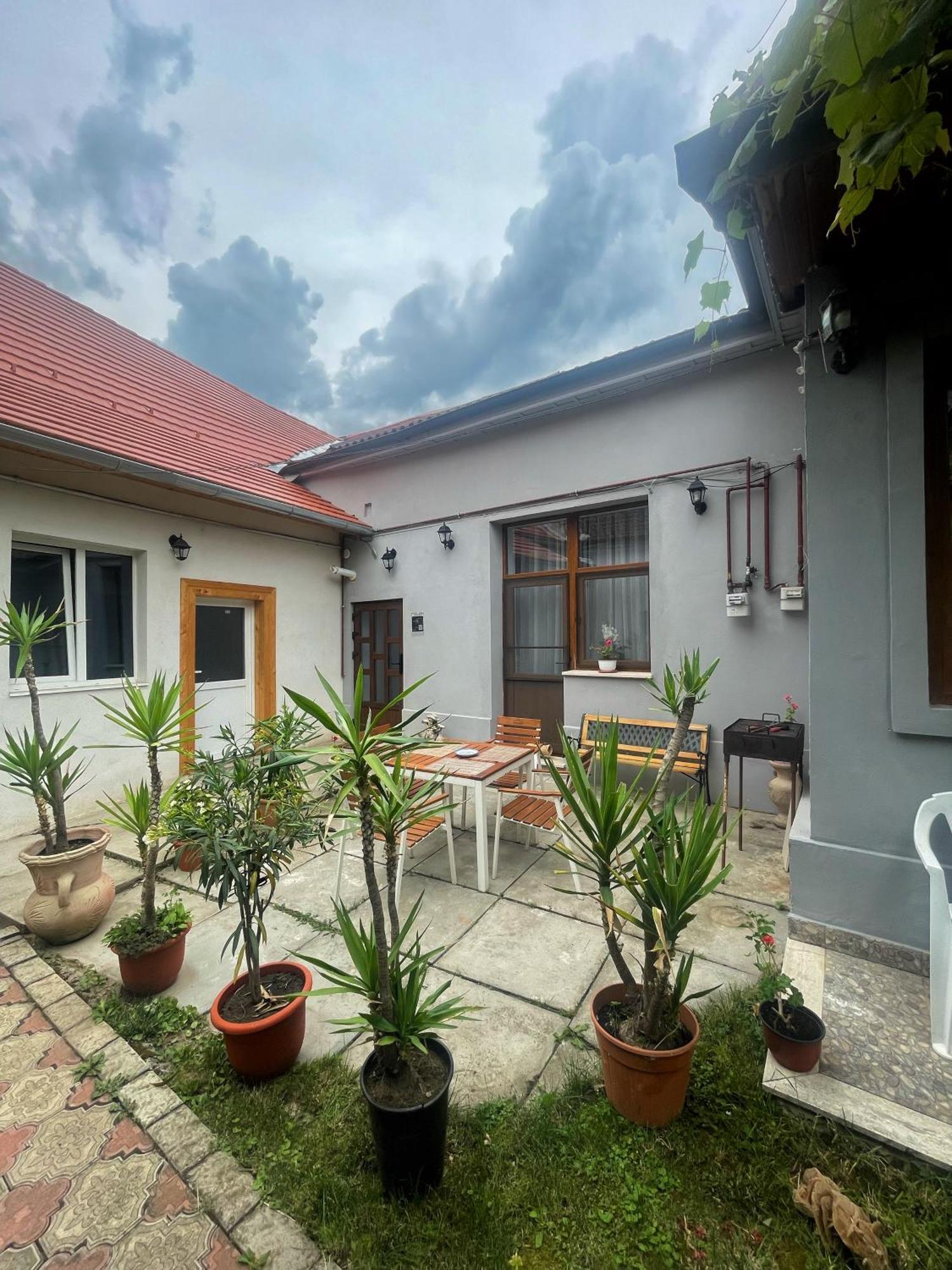 Marco'S Studio Fagaras Exterior foto